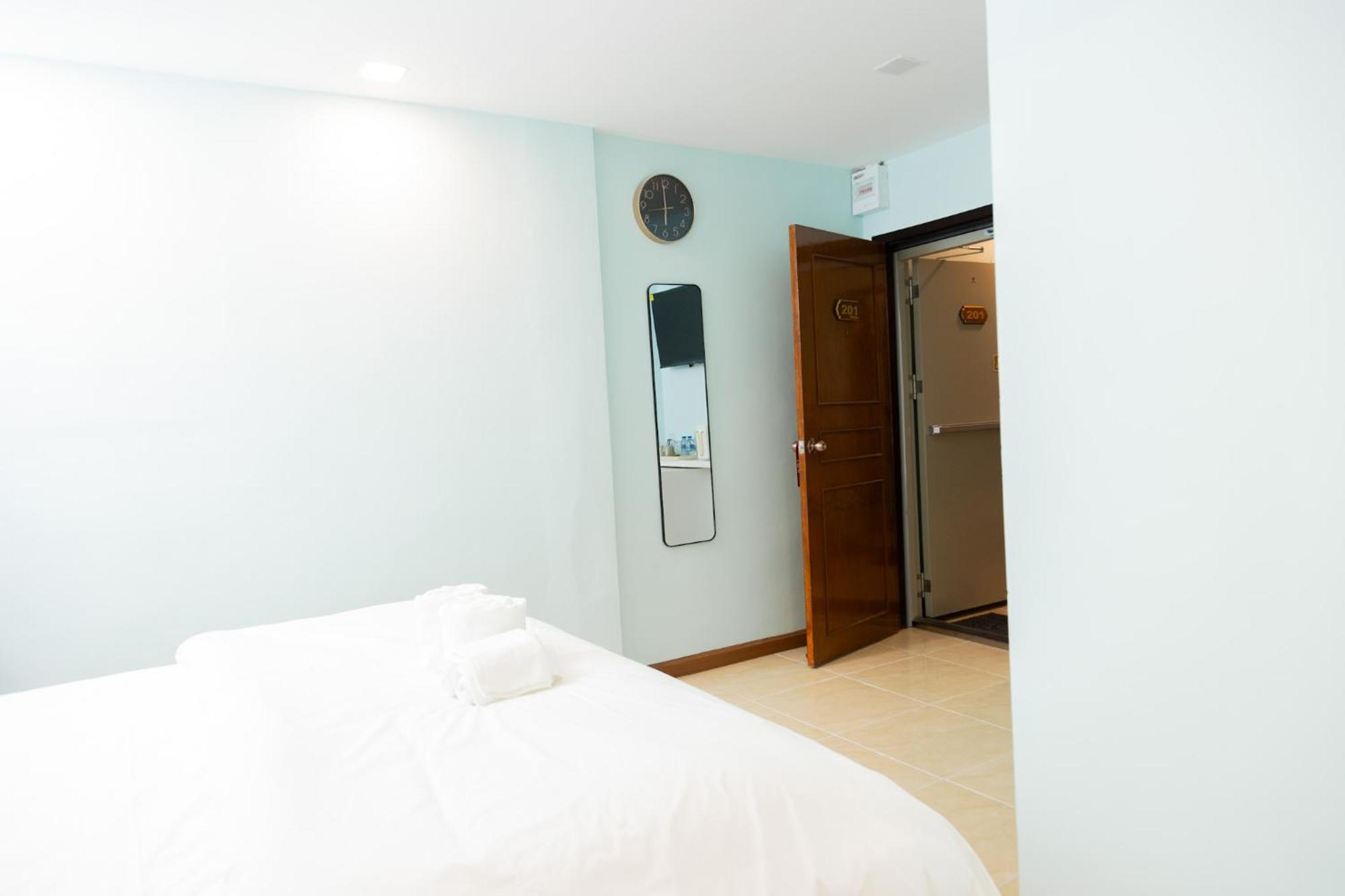 Cozy Stay Inn Banguecoque Exterior foto
